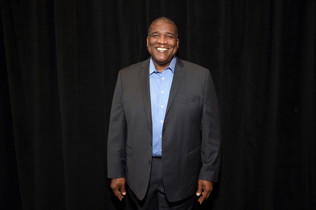 Curt Menefee - I'm proud to support @us_united_org for